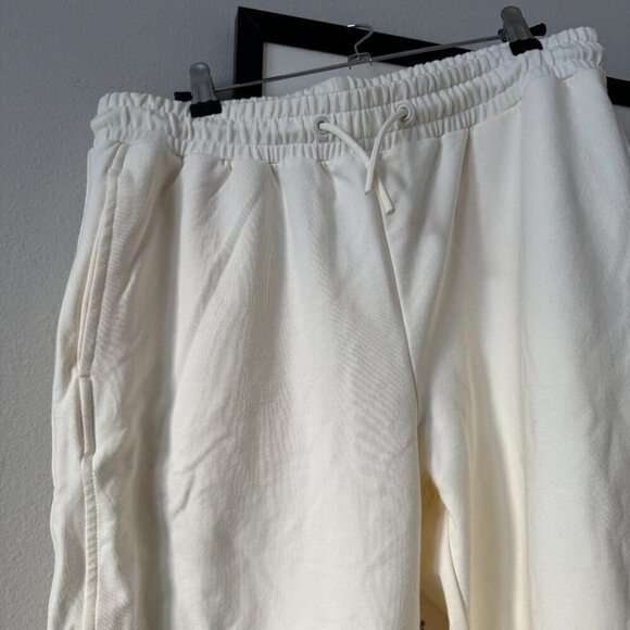 Richer Poorer | NWT Women's Stretch Terry Classic Sweatpant in Bone Size Medium - Picture 3 of 10
